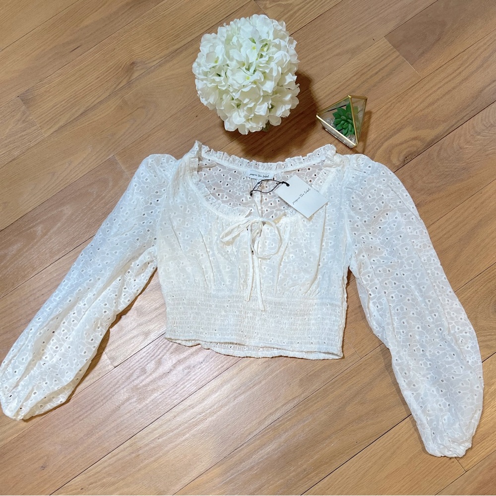 JACQUIE THE LABEL White Eyelet Puff Sleeve Crop Top